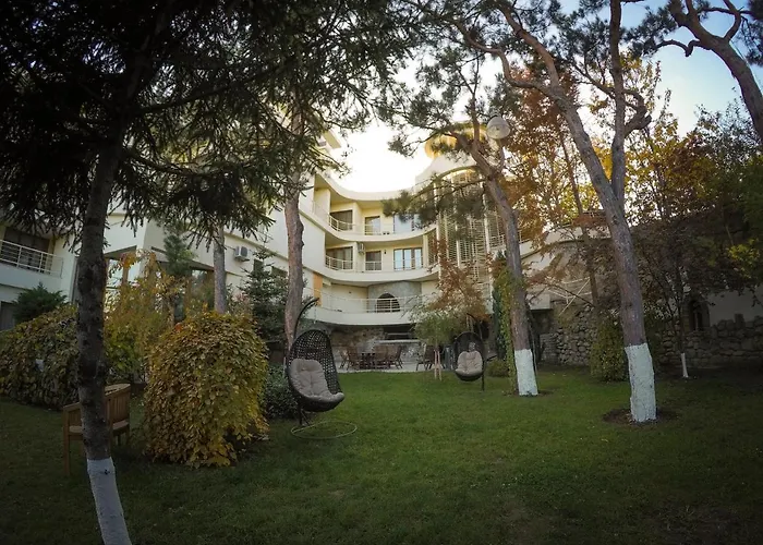 Hotel Beaumonde Garden